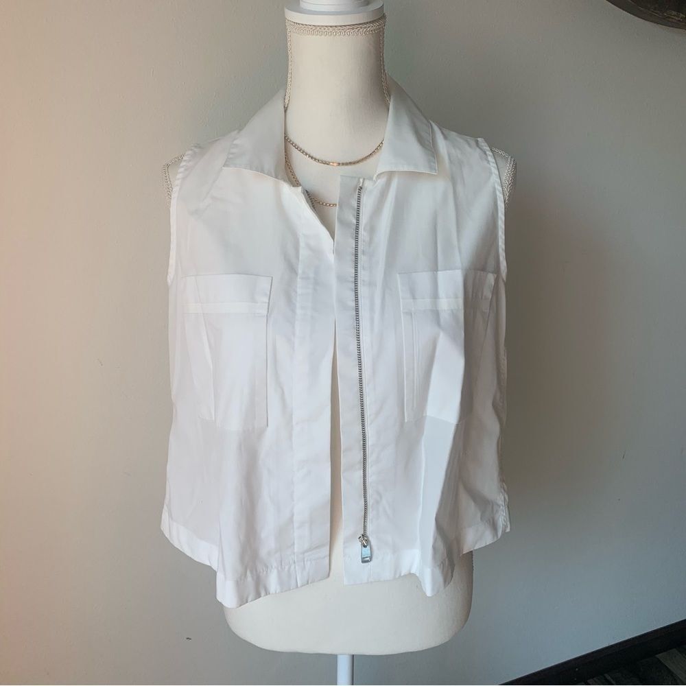 Epoque Evolution Sleeevless Collared Staple Shirt - image 7